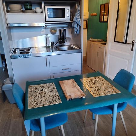 Studio 10, Tres Bien Place, Parking Wifi Gratuit Bagnoles de l'Orne Normandie Luaran gambar